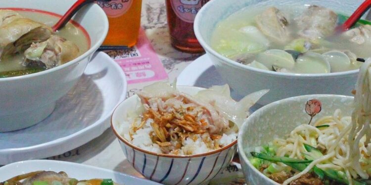 暖心食光養生雞湯鍋物專賣店 菜單&評價｜中和地區美食推薦