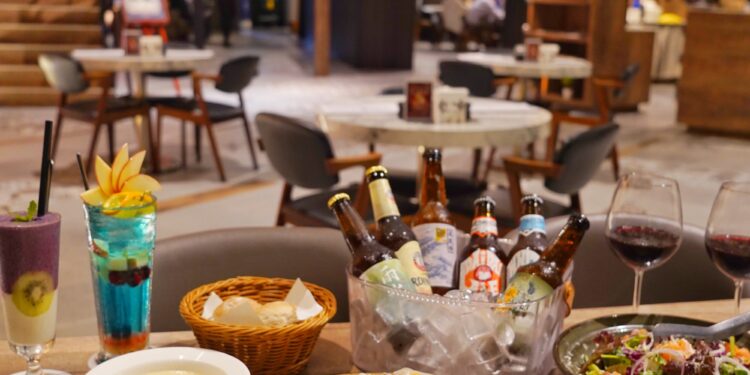 BUNA CAF’E 布納咖啡館 林口館 菜單&評價｜藝術餐酒館等級的咖啡館!?｜林口區特色美食推薦