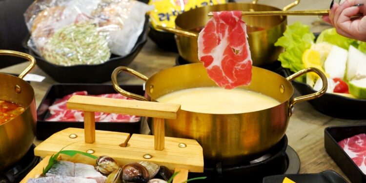 懶鍋時尚湯鍋（北龍店） 菜單&評價｜299$自助吧吃到飽!｜龍潭區特色美食推薦