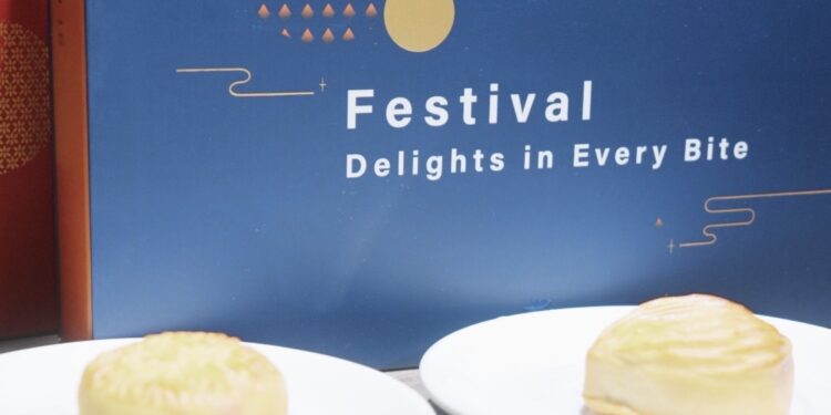 御嵿國際中秋限定禮盒 開箱&評價｜芋泥流心好厲害｜居家特色美食推薦