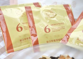 淳粹堅果 開箱&評價｜袋著就走 ！六種綜合堅果果乾隨身包｜居家美食推薦