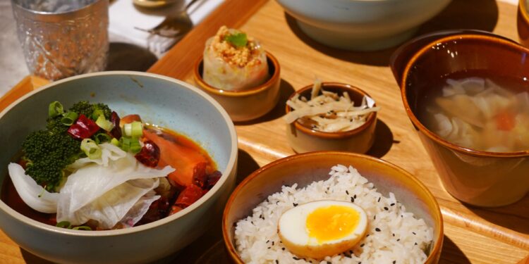 花園thai thai 菜單&評價｜不用500就能吃花園大酒店｜中正區特色美食推薦