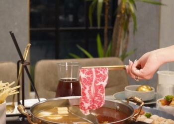 洒麻辣 菜單&評價｜麻辣鴛鴦火鍋X秘境隱藏式酒吧｜大安區特色美食推薦