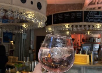 小莫商行 菜單&評價｜台北半開放式街角絕美歐式咖啡廳｜信義區特色美食推薦